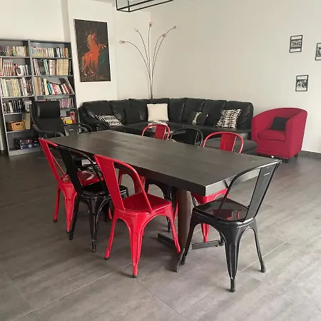 Casa Oliva -situe Au 2eme Etage Sans Ascenseur Apartment *